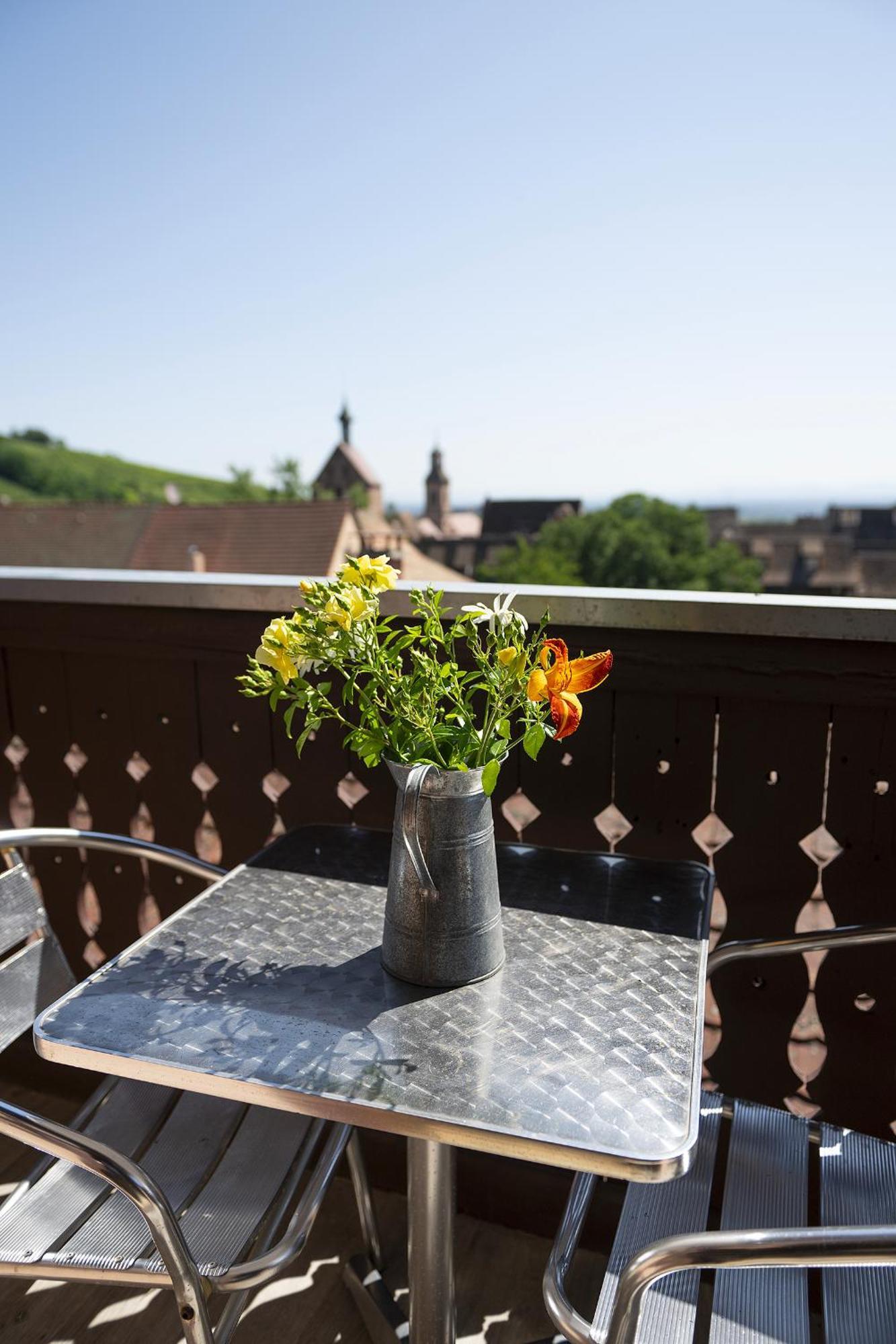 Riesling - Vue Imprenable Sur Le Vignoble - Renove Recemment - Parking Gratuit Apartment Riquewihr Exterior photo